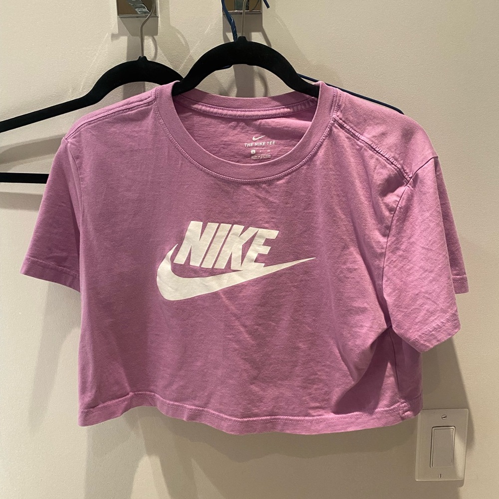 Nike Sportswear Cropped T-shirt - Women’s size XS